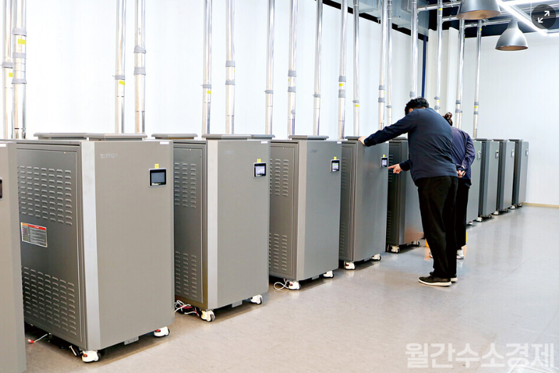 [월간수소경제] 계통전환형 연료전지 실증 완료…규제 개선은 제자리걸음 썸네일
